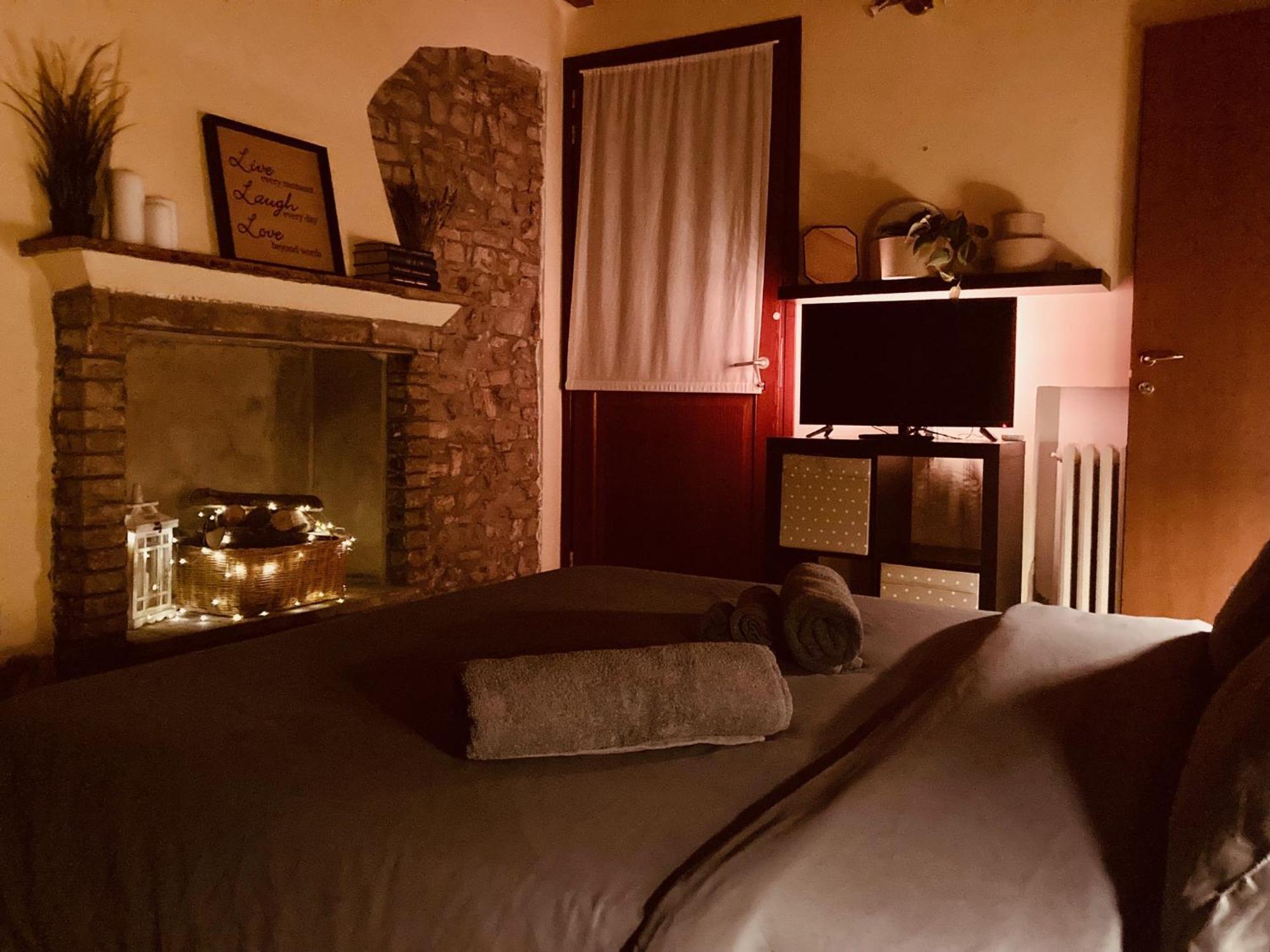 Residenza Borgo 9 Lägenhet Collecchio Exteriör bild